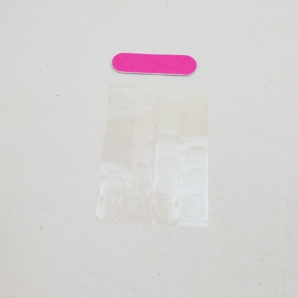 24 Pieces Fake Press On Nails - Picture 6 of 7